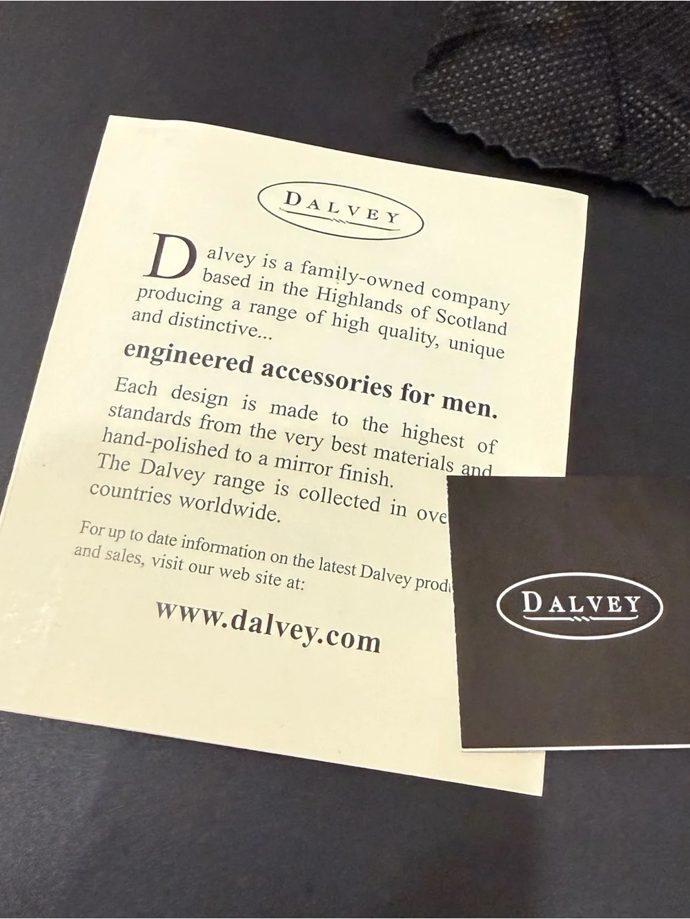 Vintage 2002 DALVEY Scotland Stainless Steel & Leather Travel Photo Frame NOS